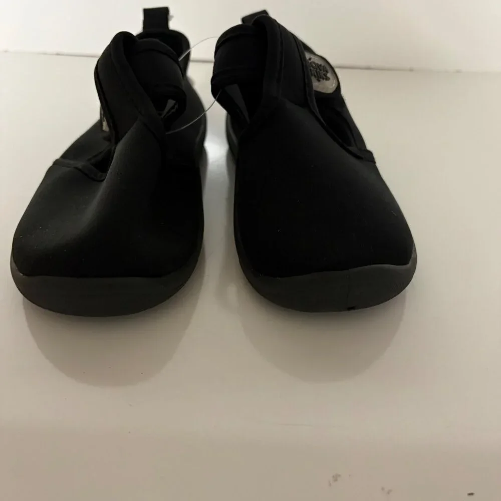 Aquakiks Water Shoes Kids Size 12 Black Quick-Dry Hook & LooP Straps 52404 NEW